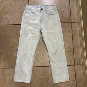 Frame Le Hollywood Crop High Rise in Bleach Out Rips-25